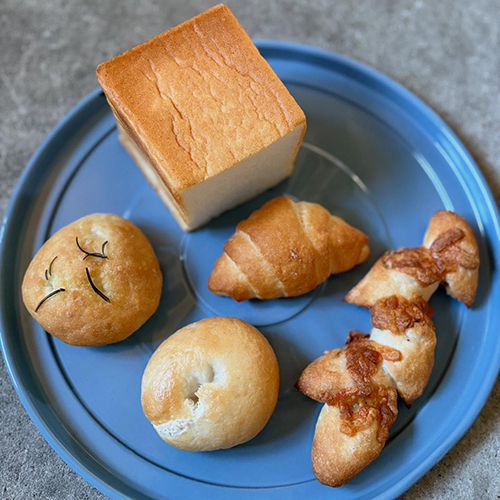 粉日和さんの米粉パンとお菓子の販売日 @konabiyori_komeko